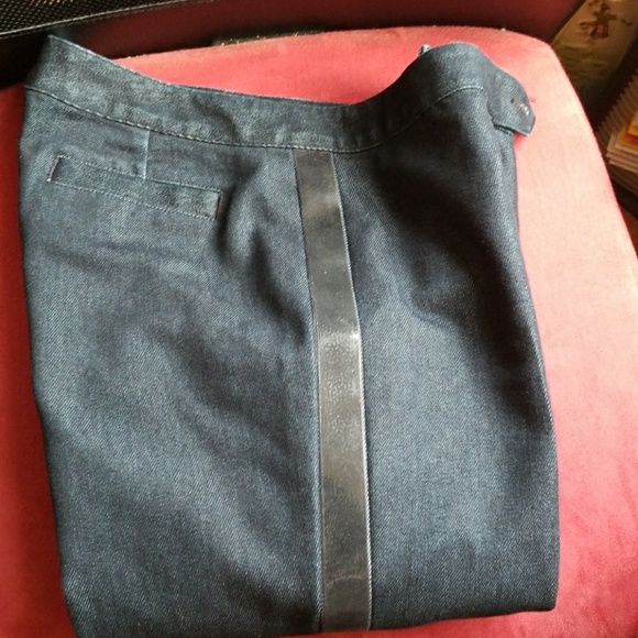 Jeans - Picture 2 of 2